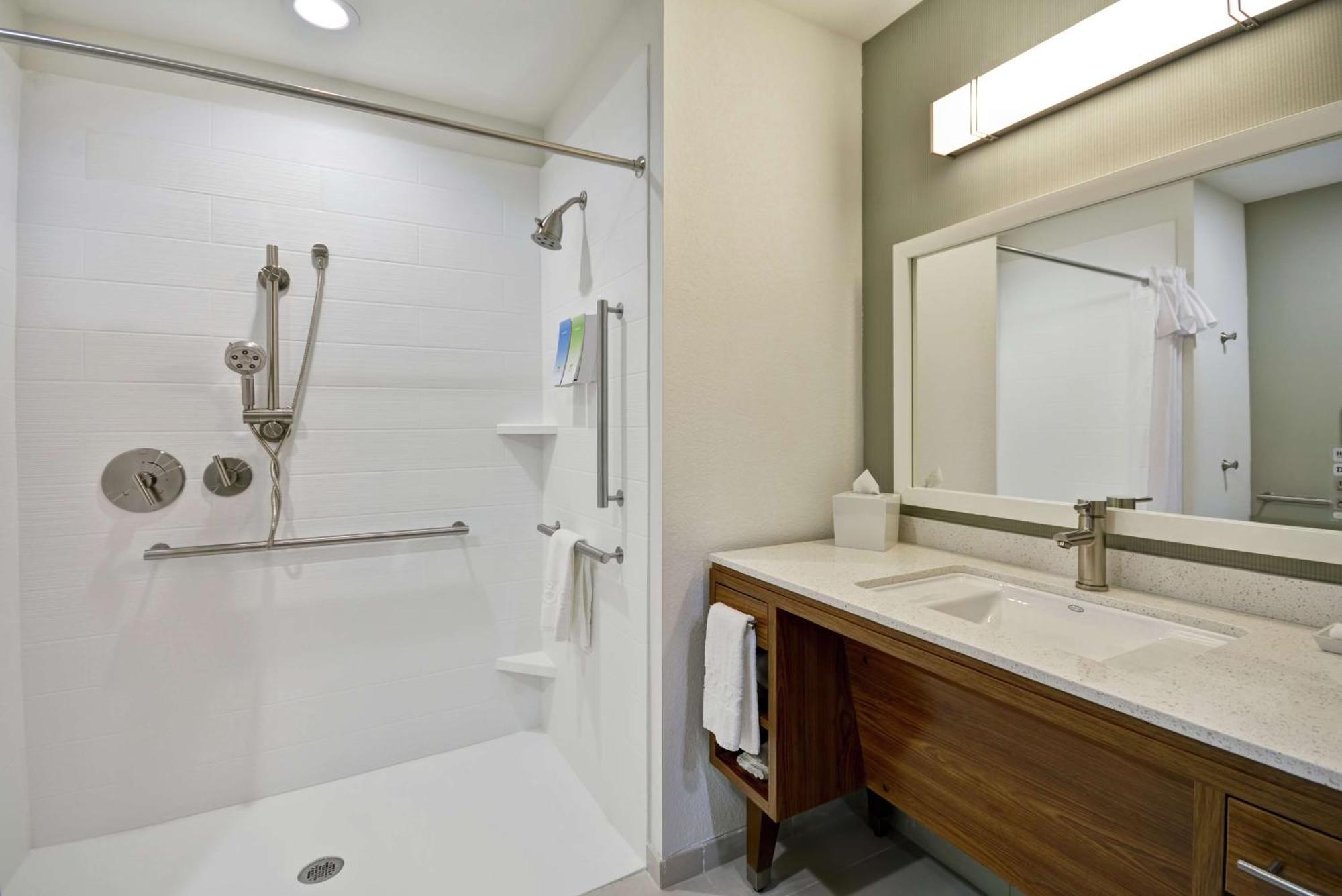 Home2 Suites By Hilton Stow Akron Esterno foto