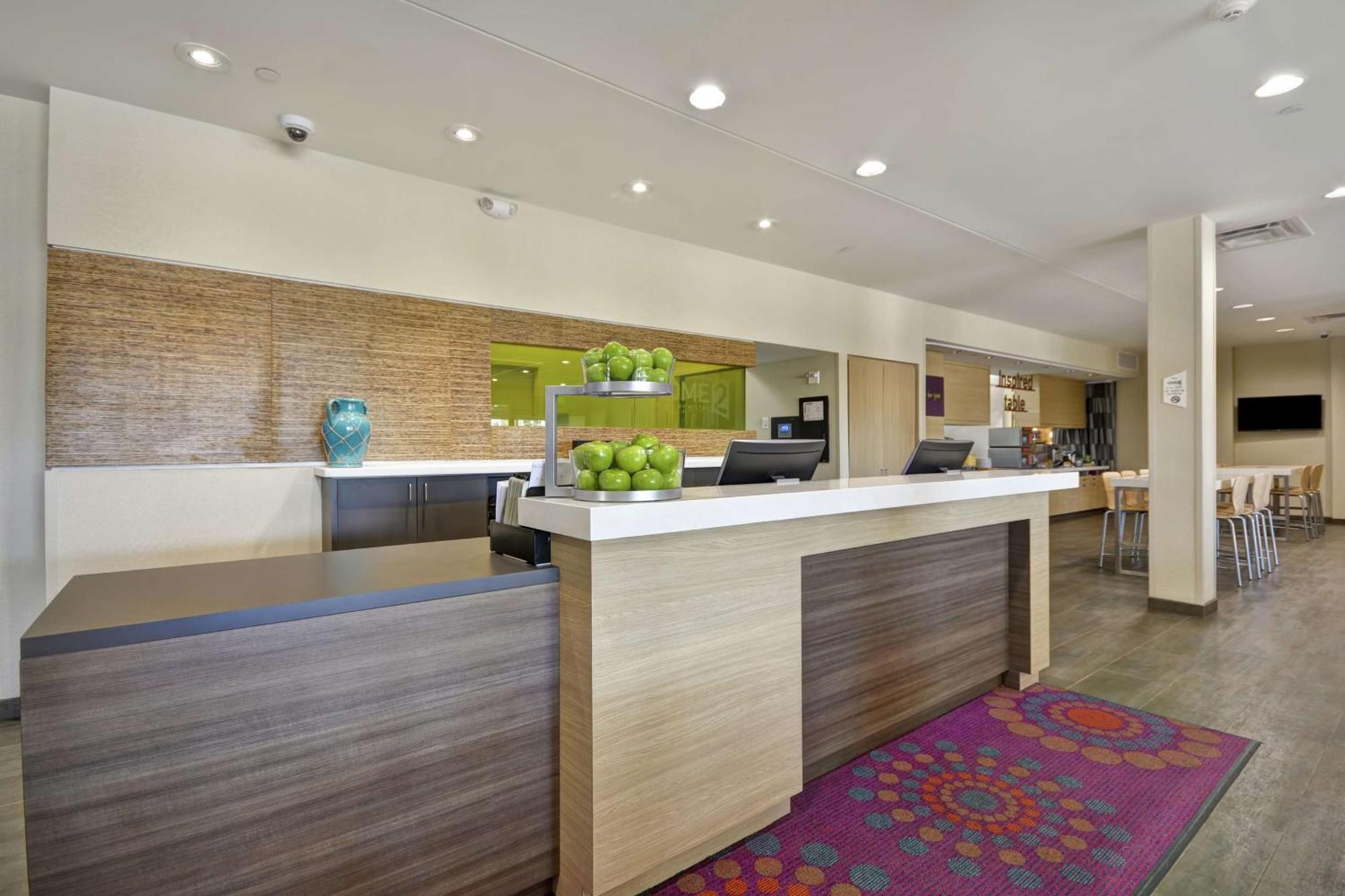 Home2 Suites By Hilton Stow Akron Esterno foto